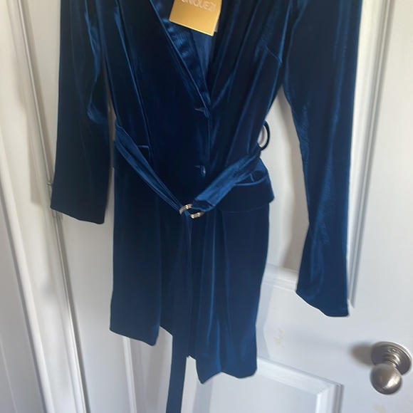 Blazer dress - Picture 3 of 4